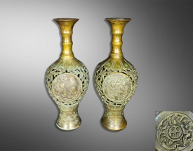 黄铜镂空和合二仙橄榄