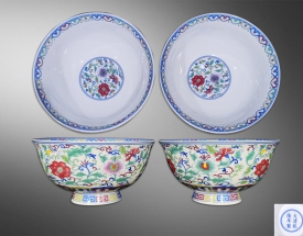 斗彩缠枝花卉宫碗