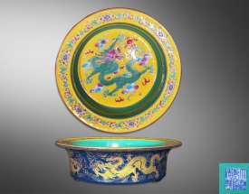 粉彩龙纹折沿盆